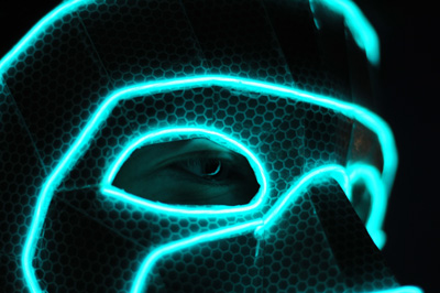 mask close